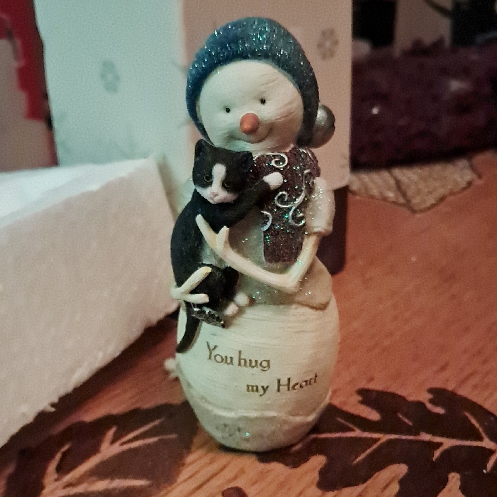 Birch Hearts Snowman And Cat